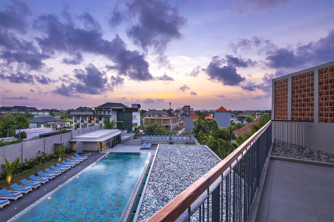 Eastin Ashta Resort Canggu Exterior photo